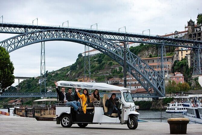 2 Hour Discover Gaia on a Private Eco-Friendly Tuk Tuk Tour - Electric tuk tuk across Gaia: the start-to-finish feel