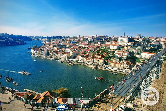 4-hour sightseeing tour in Porto - Stop 3: São Bento Station Tiles and the Power of Franco-Porto Details