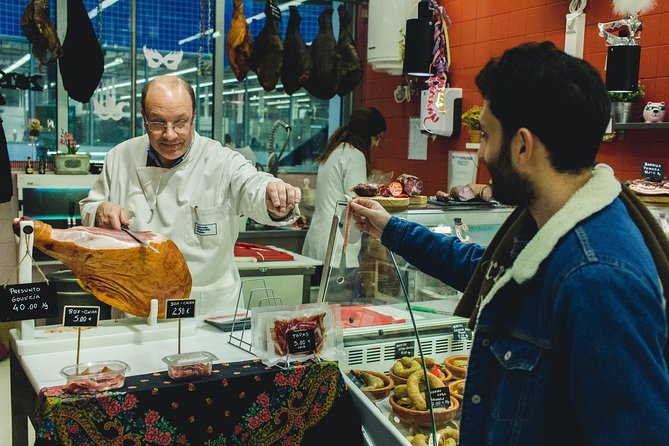 Authentic Food and Wine Tour in Porto by Food Lover Tour - Where You Meet: Av. dos Aliados Sets the Tone