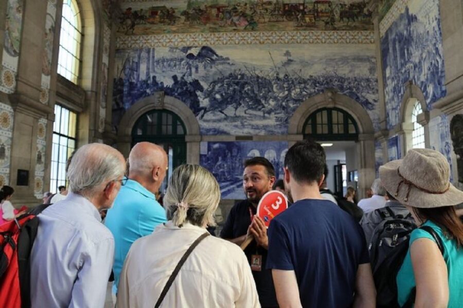 Best of Porto Guided Tour: Cruise & Wine Tasting - The Porto walking loop: Aliados, Clérigos Tower, and that famous McDonald’s