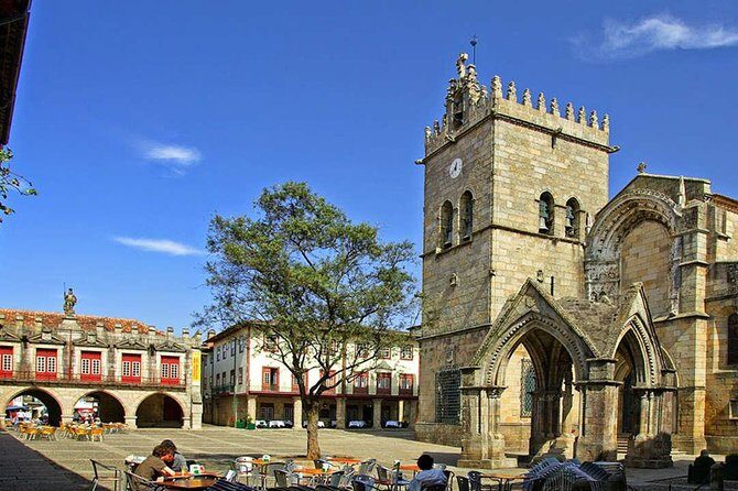 Braga and Guimaraes - All Inclusive from Porto - Bom Jesus do Monte Sanctuary: views plus meaning