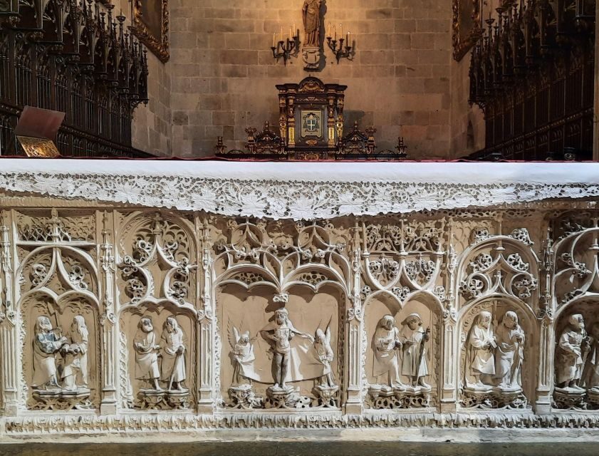 Braga and Guimarães Historical and Cultural Tour from Porto - Sanctuary of Bom Jesus do Monte: a guided stop that turns views into meaning