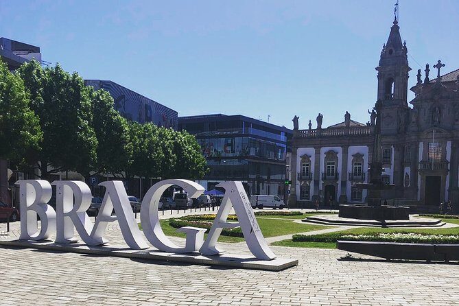 Braga and Guimarães Private Tour - Porto to Guimarães: A Day Built for Two Big Hits