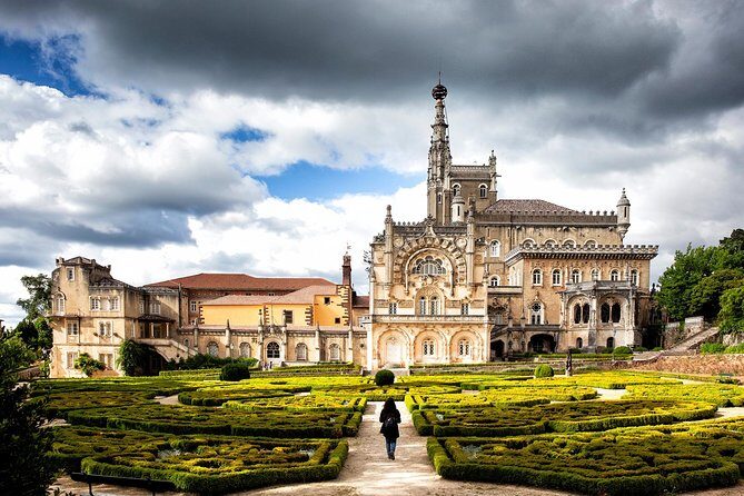 Bussaco Palace, Gardens & Forest | Private Tour - Bussaco Palace grounds: palace, Battle of Bussaco links, and Carmelite sacred woods