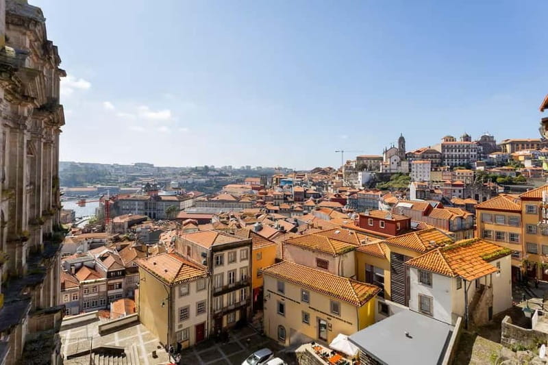 Discover Porto's Historical Roots Walking Tour - Who should book this Porto historical roots tour