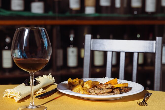 Douro Adventure - Tour 4x4 | Full Day Private Tour | All Included - Winery time: tasting and touring a family-run operation