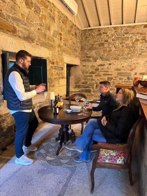 Douro offroad experience: visit to a winery and a picnic - Brunch-style picnic with DOC wines: the meal you actually remember