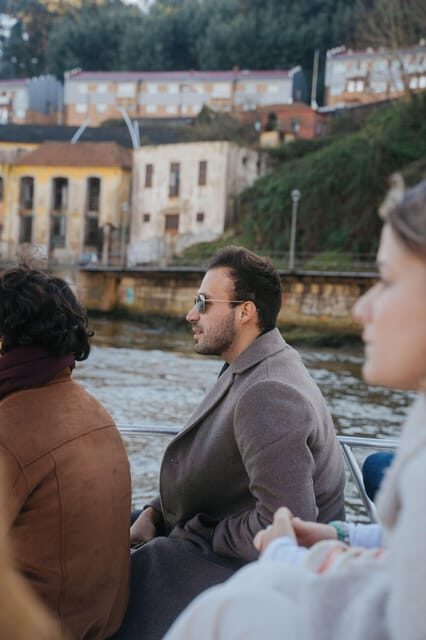 Douro River Cruise with Cheese & Tonic Porto in a Sailboat - Should you book the Douro River Cheese & Tonic Porto sailboat?