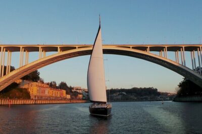 Douro Sunset Sailboat Experience in Porto - The Route: From Arrábida Bridge to Gardens by Palácio de Cristal