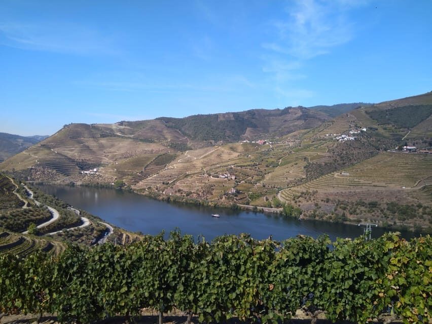 Douro Valley & Amarante - from Porto, Braga or Guimarães - Amarante: the historic center break before wine country