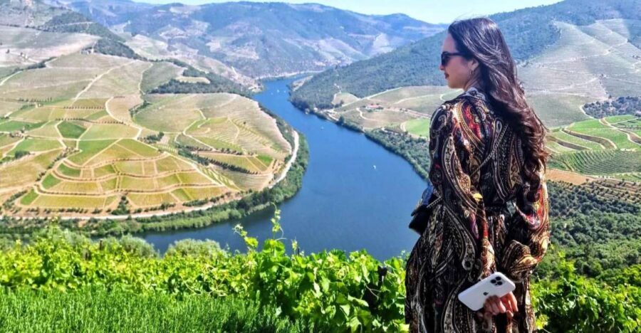 Douro Valley-Expert Guide-Boat-Lunch-Tastings PremiumService - Key Highlights Worth Prioritizing
