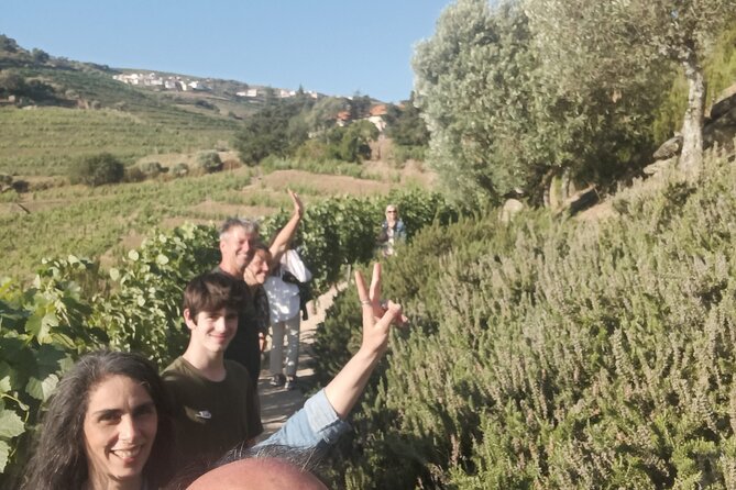 Douro Valley Private Tour - Stop 4: Casal de Loivos Family Winery Visit and Tastings