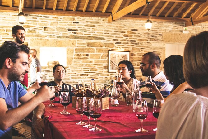 Douro Valley: private tour with lunch and wine estate all inclusive - Lunch in the Douro: Traditional Portuguese Meal Plus Drinks Included