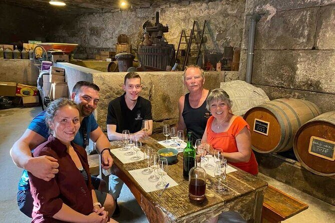 Douro Wine Tasting at a Family Winery in Portugal - Inside the 150-year-old winery: how white, rosé, red, and Port are made
