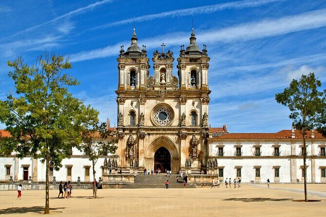 Fátima, Batalha, Alcobaça and Nazaré Private Tour - Batalha Monastery: Gothic Portugal in about 50 minutes