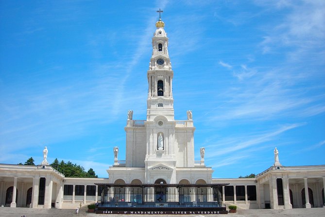 Fátima private tour from Porto in Mercedes car (1 to 4 people) - Lunch, pacing, and how to get the most out of your free time