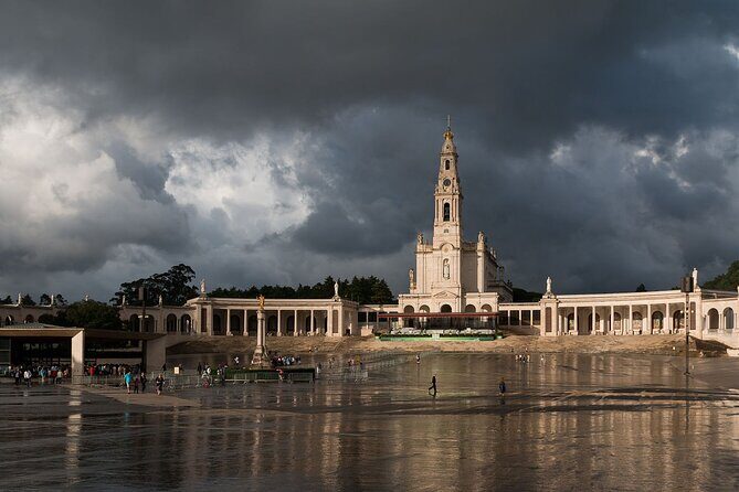 Fatima Sanctuary and Pastorinhos Village Private Tour From Porto - Why This Private Fátima Tour Feels Different From DIY
