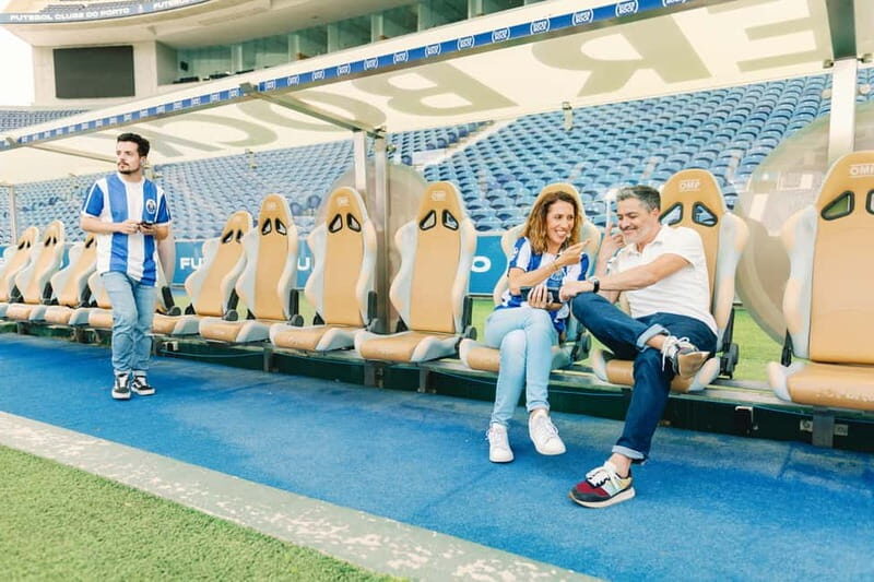 FC Porto: Museum & Tour - Arriving at Estádio do Dragão: the easiest Porto meeting point