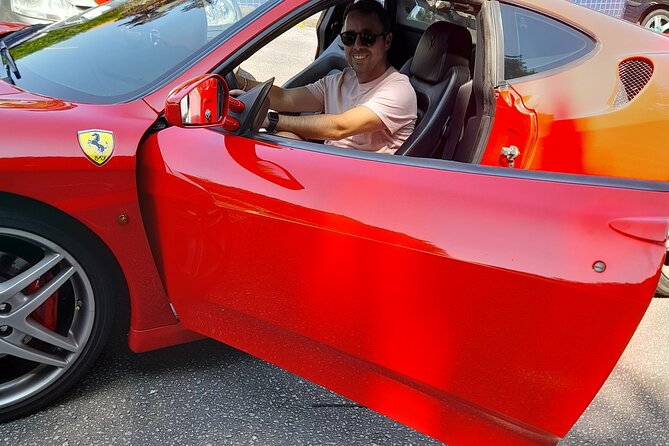 Ferrari driving experience on motorway in Braga - The small-group factor: how 10 people changes the experience