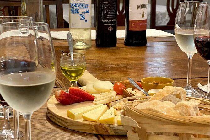 Food Tour: Wine, Beer & Liquor - Porto’s Secret Spots - The small-plate style: perfect for bacalhau and Francesinha cravings