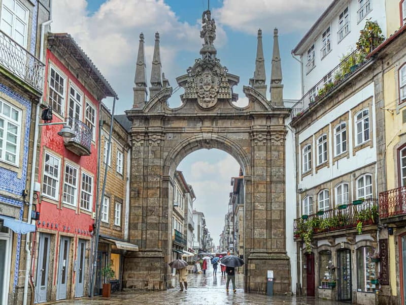 From Porto: Braga and Guimarães Day Tour with Lunch - The Dukes of Braganza Palace: Renaissance drama in a medieval context