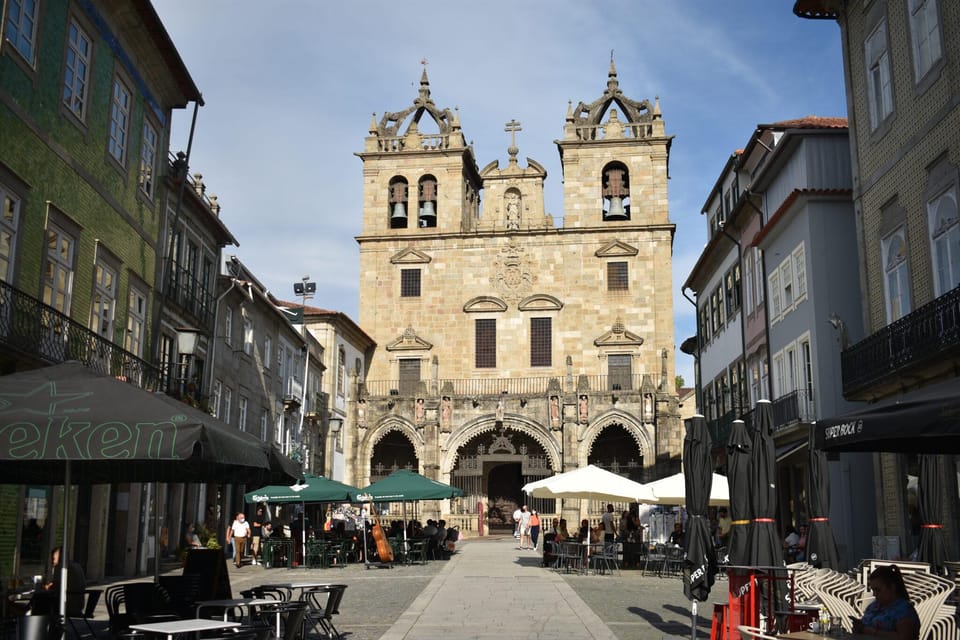 From Porto: Braga & Guimarães Day Trip with Lunch - Braga: Roman foundations, the Bom Jesus stop, and an 11th-century cathedral