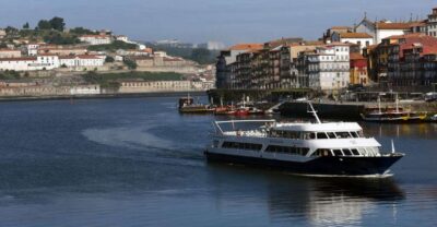 From Porto: Douro River Cruise, Winery Visit & Lunch - Breakfast on board: eating well while the Douro carries you