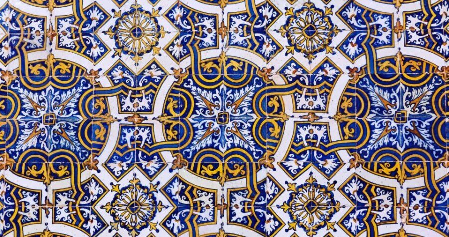 From Porto: Sanctuary of Fatima & Coimbra Private Day Trip - Fátima sanctuary circuit: Basilica, Holy Trinity Church, and the Chapel of Apparitions
