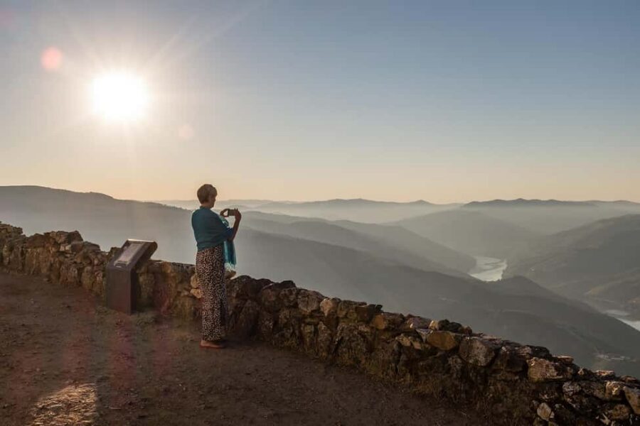 From Porto: Wine Tasting with Lunch at a Quinta, Cruise, and Train Ride - From Porto’s river edge to the Douro: how the day flows