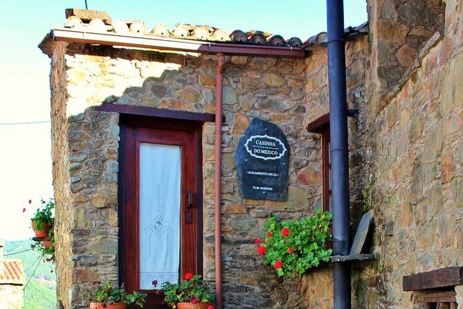 From the Schist Villages of Lousã to the Mills of Penacova - Pickup and getting there without stress