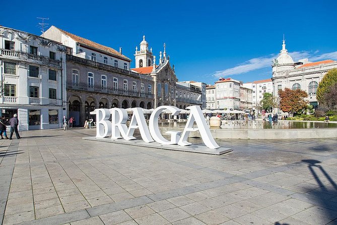 Guimarães & Braga Port Private Tour with Lunch and Green Wine - Braga: cathedral area + old city feel in a couple focused hours