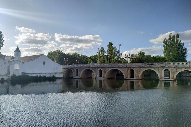 In the Heart of the City: Get to know the history of Tomar and taste local Tapas! - Mouchão Parque’s Traditional Wheel: a quick stop with a strong theme