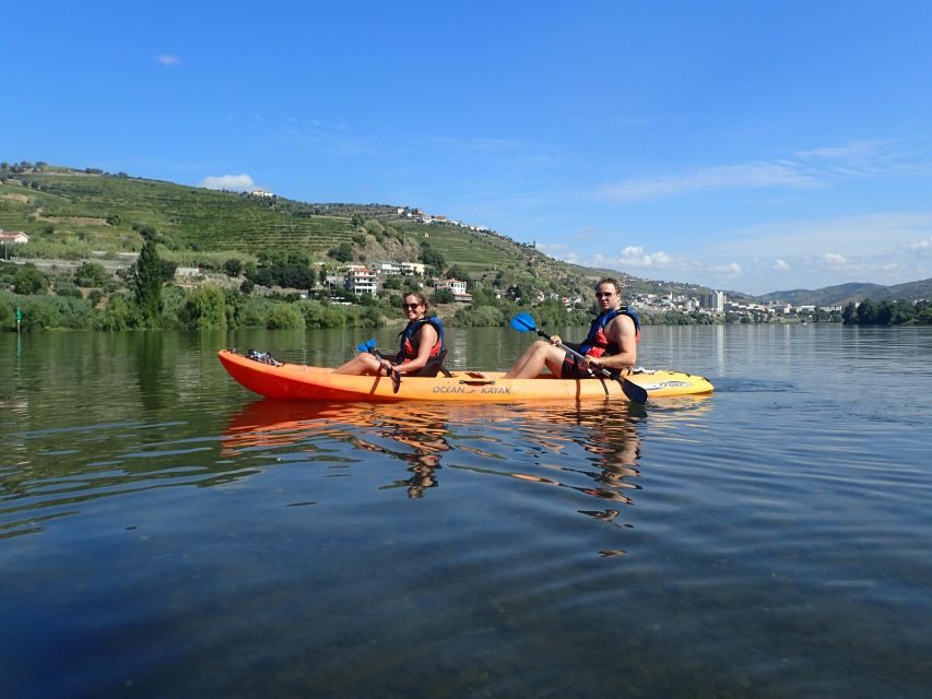 Kayak - Douro Valley - A 1-hour Douro paddle from Peso da Régua that actually feels doable