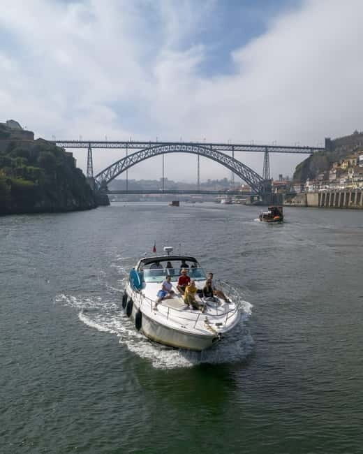 Luxury Douro Yacht Tour: Scenic Views & Complimentary Drinks - Value at $223 per person for a private group
