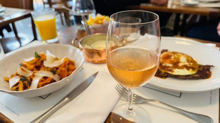 Matosinhos (Porto): “From the Sea to your Plate” Food Tour - The fish market moment: choosing lunch from the catch