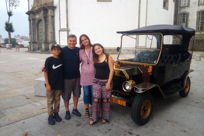Old City Tour - Castelo do Queijo and Livraria Lello: The Postcard Pair