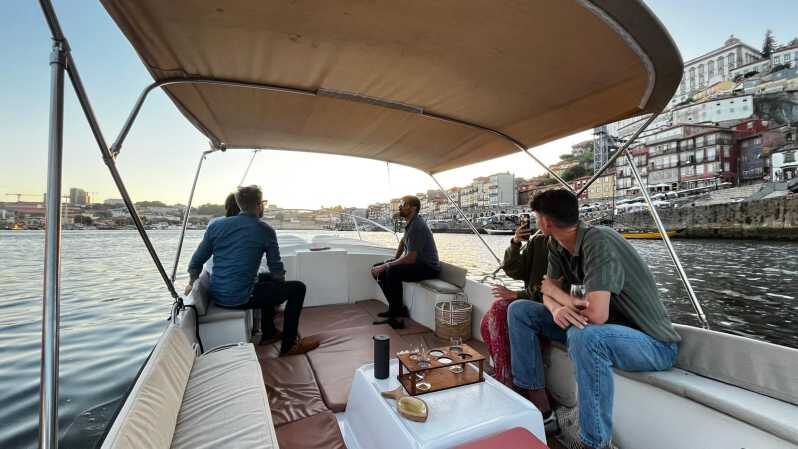 Passeio Barco 6 Pontes Douro com degustação vinho do Porto - The Douro 6 Bridges: what you’re set up to see from the water