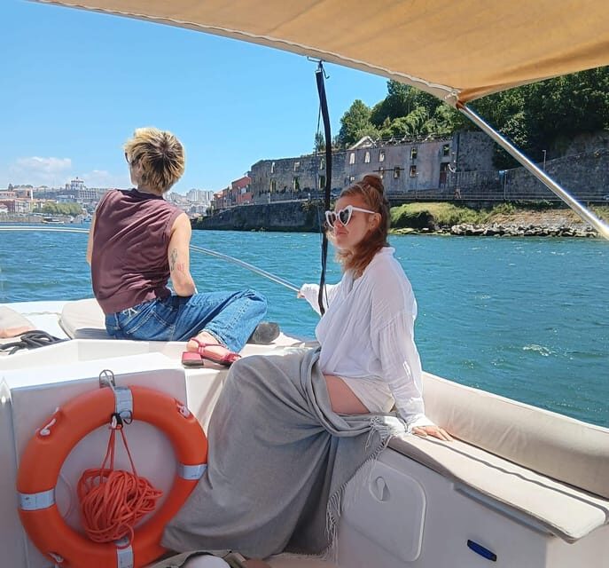 Passeio Barco 6 Pontes Douro com degustação vinho do Porto - Price and value: is $41 per person fair for 2 hours?
