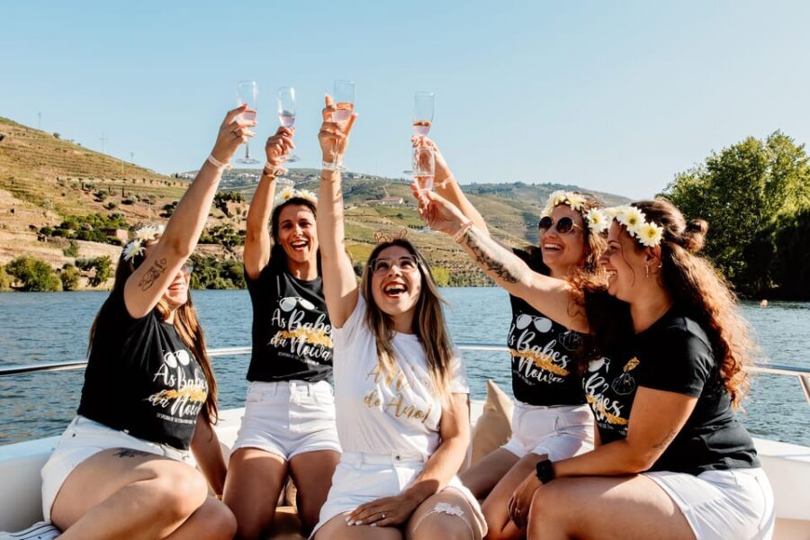 Pinhão: 1 Hour SUNSET Cruise with Sparkling Wine - Sunset from Pinhão Dock: What the Hour Feels Like