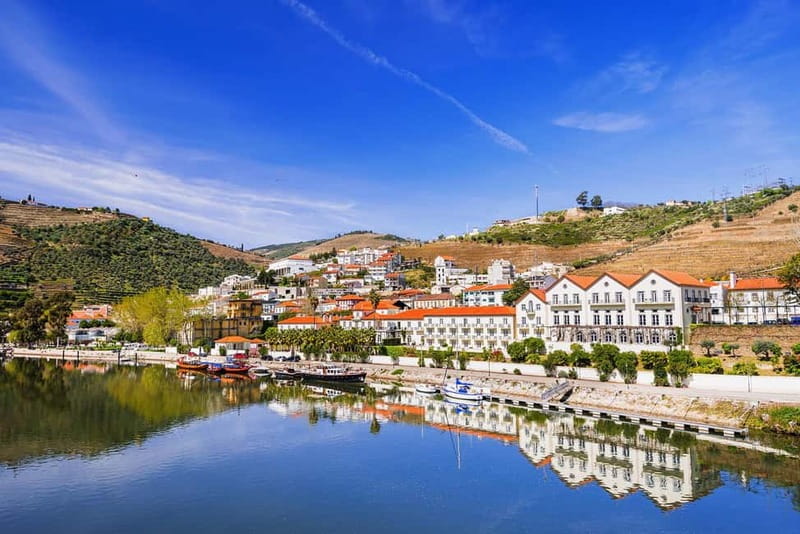 Pinhão: Rabelo Boat Cruise with a Port Tasting at a Winery - Price and value: is $51 per person a fair deal?