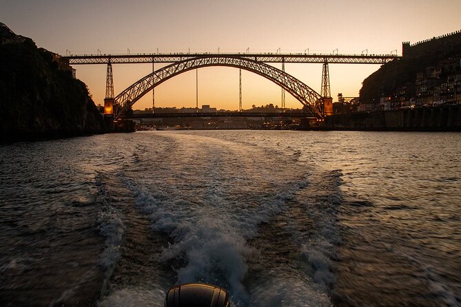 Port Wine Sunset Boat Tour - Port wine on deck: what the pours actually add to the evening