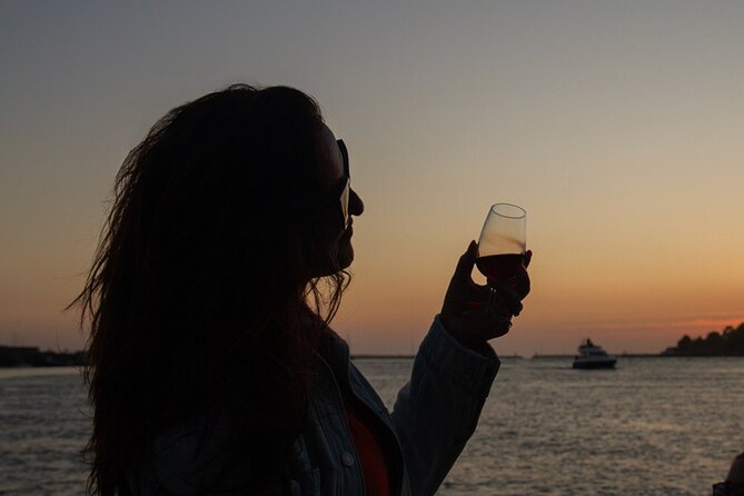 Port Wine Sunset Boat Tour - From Luis I Bridge to the river view: Porto’s sights, paced right
