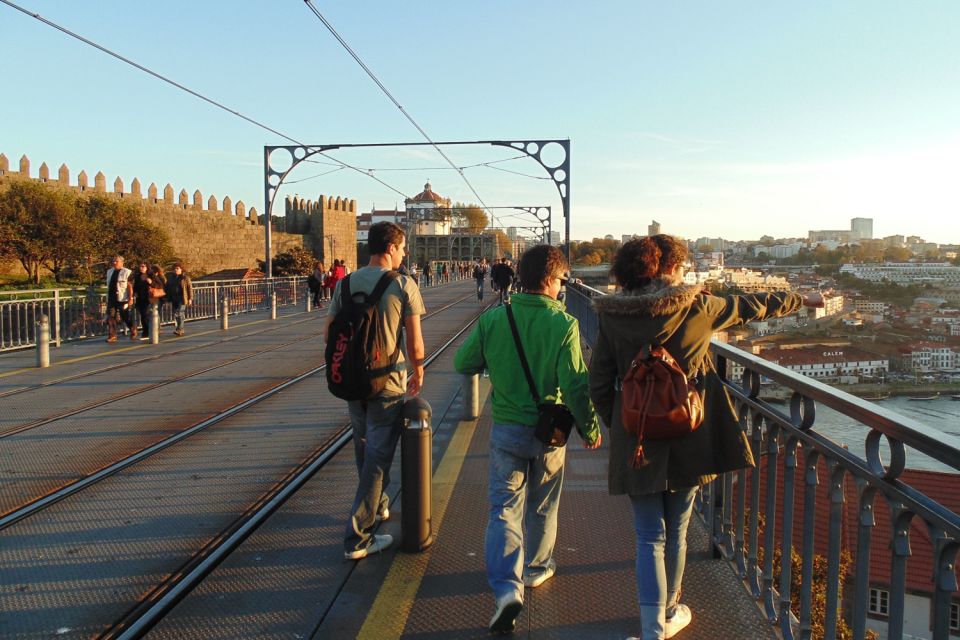 Porto: 3-Hour Downtown Walking Tour - Ribeira aromas and colors: the part you feel, not just see