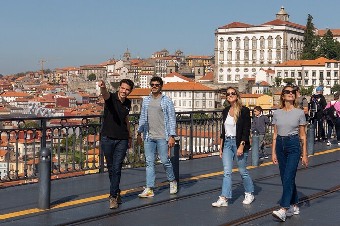 Porto 360°: Helicopter Flight, Guided Walking Tour & River Cruise - Douro River boat cruise: scenic time with narration options