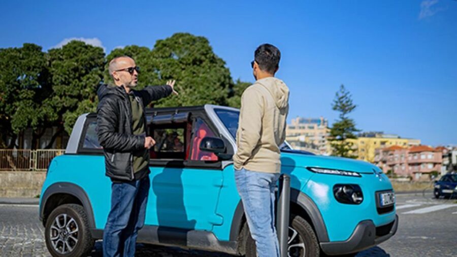 Porto: a ride along the coast in a fun eco-friendly car - Matosinhos Beach: beginner-friendly surf energy from the shoreline area