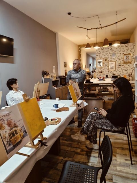 Porto: Acrylic and Oil Painting Class with a Local Artist - A quick practical game plan before you go