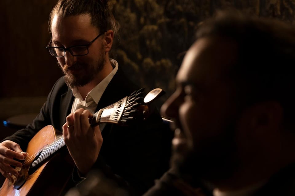 Porto: An Intimate Fado Show in a Historical Tavern - Port Wine Included: Small Pour, Right Timing