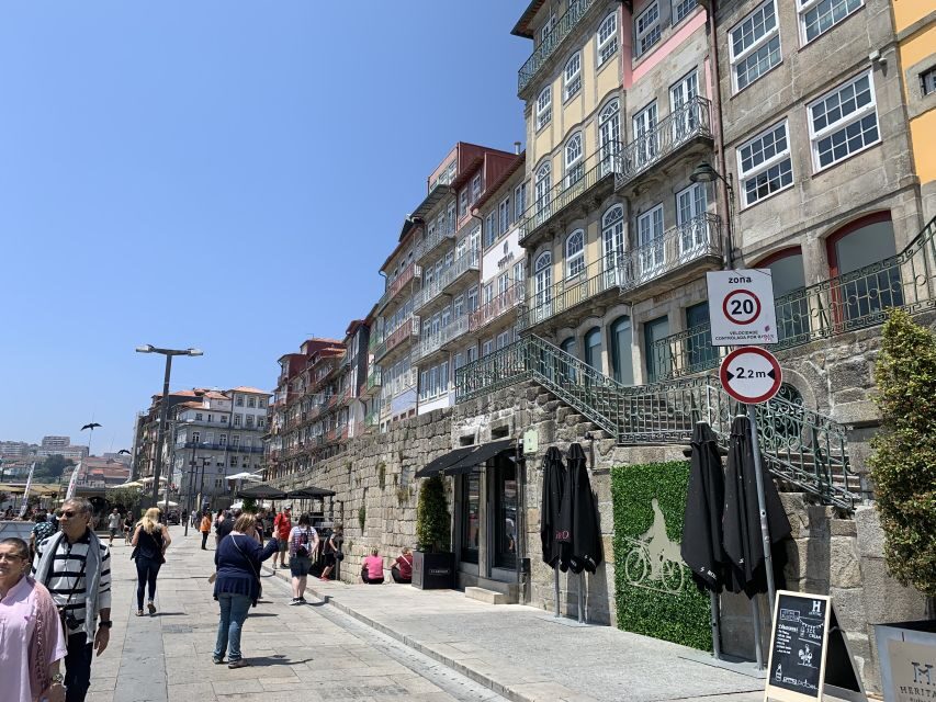 Porto and Gaia: Walking Tour of Douro's Two Riversides - Convento de Corpus Christi and Half Rabbit: old legend meets modern attitude