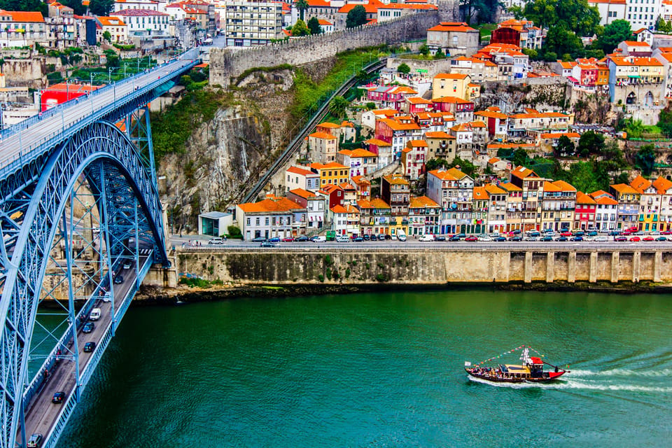 Porto City Full Day Minibus Tour, Wine Tasting & Six Brigdes - Key things you’ll notice on this Porto day