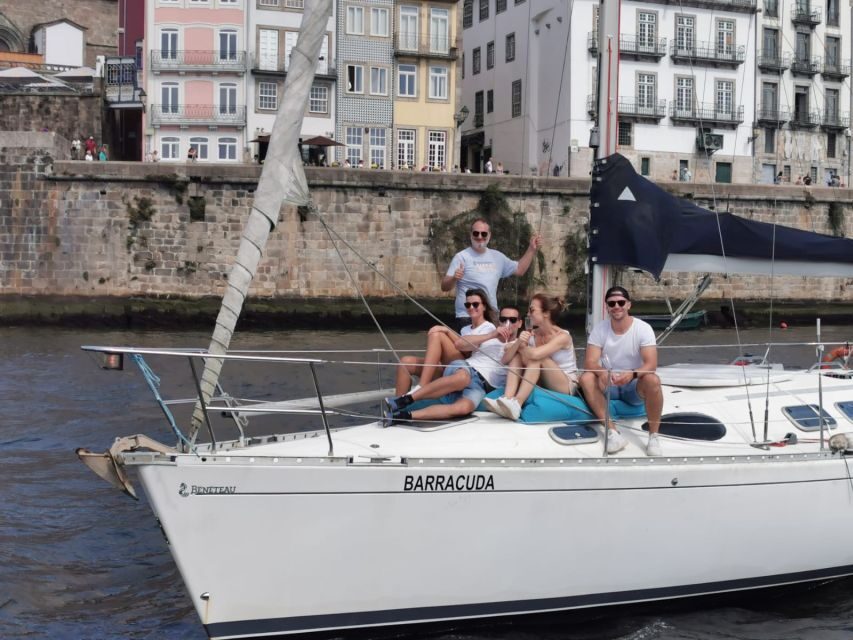 Porto Douro river boat tour or Amazing Sunset - What you actually get to drink and snack on
